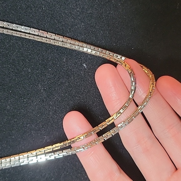 Layered Box Chain Silver Tone Necklace - Picture 2 of 3